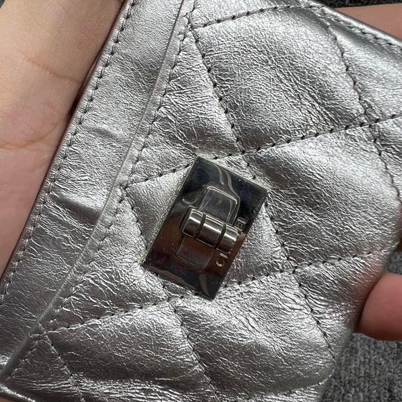 100% Authentic CHANEL Leather Wallet - Picture 6 of 13